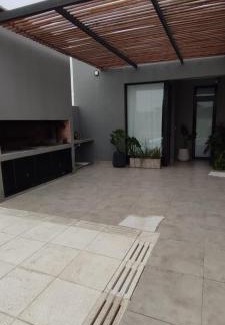 Resistencia House | Casa Quinta Búho Norte