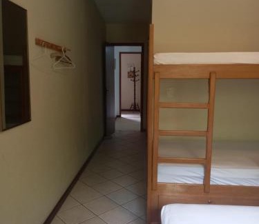 Nogueira House | Casa Raízes do Jardim - Rápido Acesso ao Centro de Itaipava