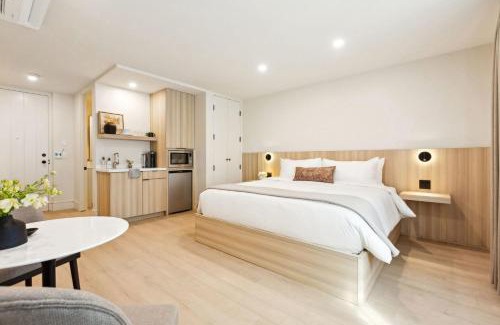 Laguna Apartment | Casa Riviera - Boutique Suites in Downtown Santa Barbara