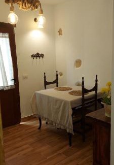 Valle de San Lorenzo Apartment | Casa Roberta Tierra