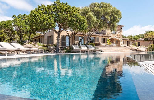 Pianotolli-Caldarello Villa | Casa Rocca Di Pianotolli