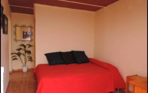 Vallehermoso House | Casa Roja