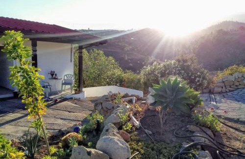 La Sabinita House | Casa Rosa, Arico Viejo La Sabinita - baden, wandern, klettern, Individualurlaub jenseits des Massentourismus,