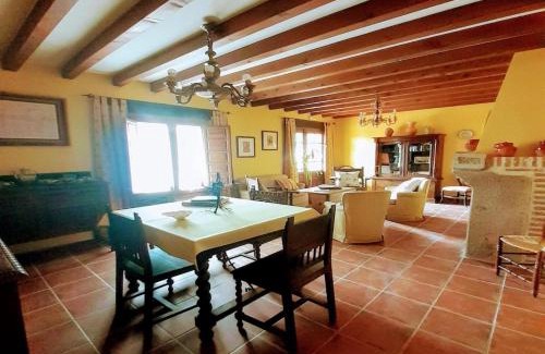 Aldeanueva de Barbarroya House | Casa Rural La Era