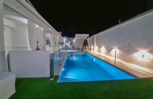 Arenales de San Gregorio Ski Chalet | Casa rural Aldea