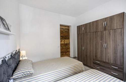 Los Gavilanes House | Casa Rural Bodega Oramas