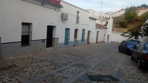 Cabeza la Vaca House | Casa rural con jacuzzi, sauna, barbacoa y barra