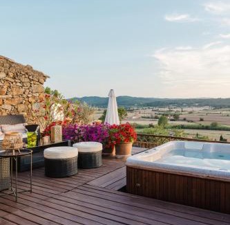 Pals House | Casa rural con jacuzzi en centro histórico de Pals