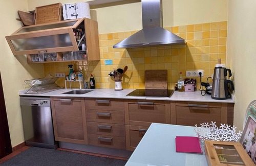 Sant Celoni Ski Chalet | Casa Rural con Piscina, Climatizada Para 14 Personas