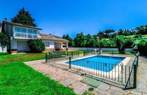 Arenas de San Pedro House | Casa Rural El Retiro de Gredos by RetiroRural