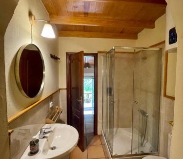 Firgas House | Casa Rural en medio del bosque, El Lance