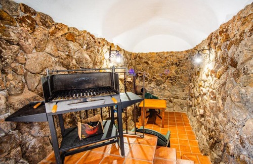 El Puente del Arzobispo House | Casa Rural La Pontezuela