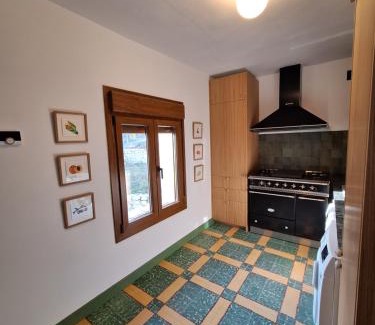 Huerta del Marquesado Apartment | Casa rural El Moral by Fuentelgato