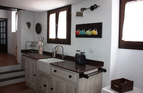 Maguez House | Casa Rural La Molina large apartment in an old motor mill from 1912