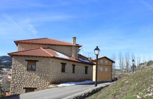 Guadalaviar Apartment | Casa Rural Lahuerta Apartamentos GUADALAVIAR