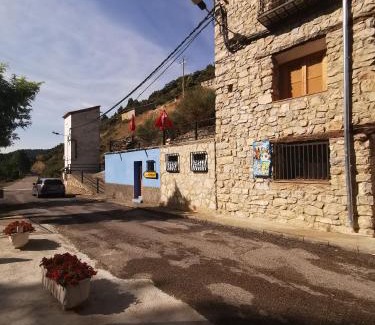 Tormon House | Casa Rural y Albergue Tormon