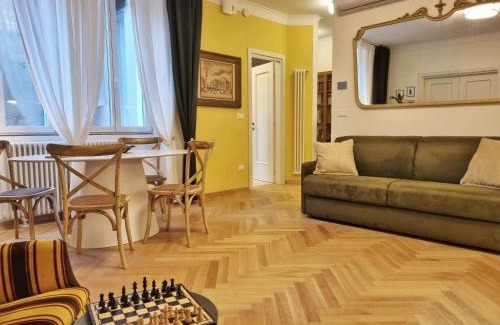 Trieste Old Town Apartment | Casa Saba Trieste Luxury Apartment with terrace