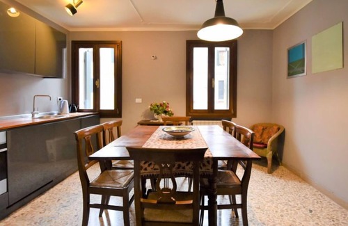 Dorsoduro Apartment | Casa San Vio by Interhome