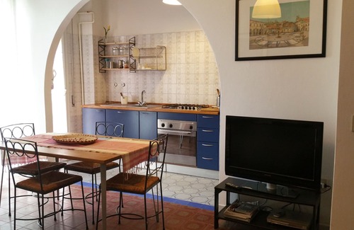 Igea Marina Apartment | Casa Stefania Igea Marina Sea View - WiFi