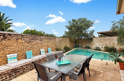 Lake Illawarra House | Casa Sukha Warilla