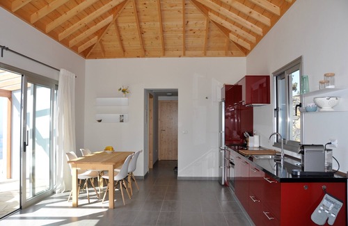 Tijarafe House | Casa Tabladito with heated pool and fantastic sea views.