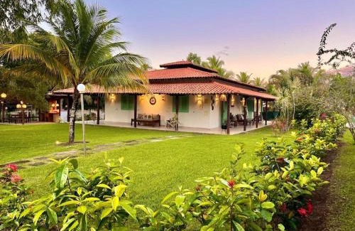 Cumuruxatiba House | Casa Temática Villa Rock