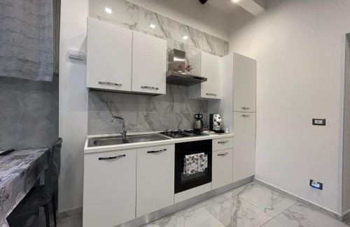 Vittorio Emanuele House | Casa Tolentino al centro di Napoli