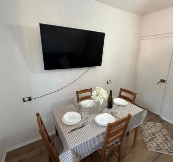 Serra Ricco Apartment | Casa Tre Fiori 3