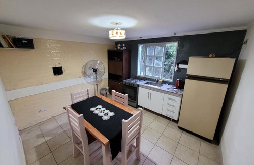 Potrero de los Funes Ski Chalet | Casa Vacacional Sierra Alta