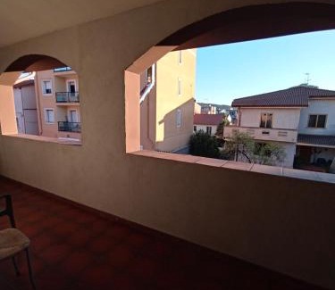 Iglesias Historic Centre House | Casa Vacanze COL DI LANA