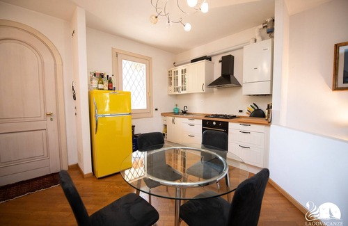 Manerba del Garda Ski Chalet | Casa Vacanze Cecilia