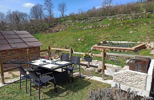 Sant'Anna d'Alfaedo House | Casa Vallenari