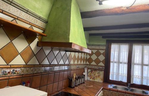 Hinojosa de Jarque House | Casa Victoria