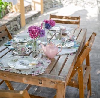 Calice Ligure Bed & Breakfast | Casa Viola Bed and Breakfast Dimora di campagna