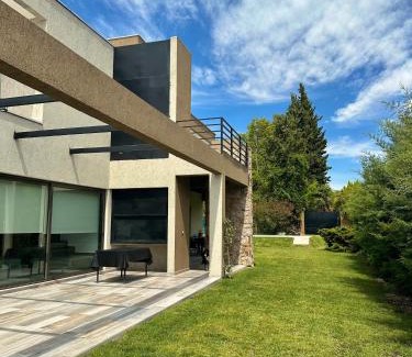 Chacras de Coria Villa | Casa Vista Nevada