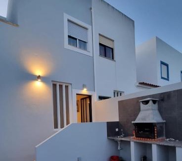 Salema House | Casa Yucca