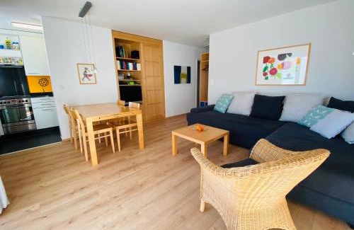 Savognin Apartment | Casa Zundregn - ein Bijou mit privater Terrasse und E-Mobility