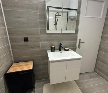 Meteora Apartment | CasaKallisti