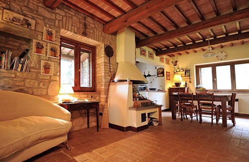 Monte Castello di Vibio Villa | Casale chimneys immersed in olive trees