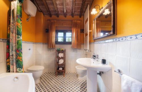 Cortona Villa | CASALE DEI GIRASOLI 14, Emma Villas