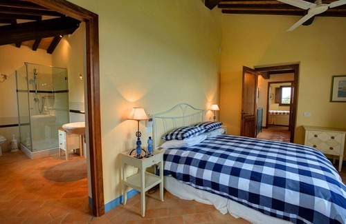 Umbertide Villa | Casale di Preggio - Four Bedroom Villa, Sleeps 8