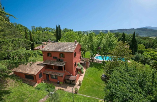 Giove Villa | Casale Le Spighe - Five Bedroom Villa, Sleeps 9