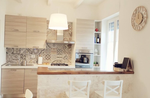 Torre Canne House | CasAmika vacation home-Apartment with panoramic terrace a stone's throw from the sea!