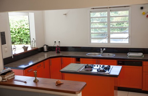 Circuit 1C1 House | Casamontebello, 4-room villa with swimming pool in Petit-Bourg