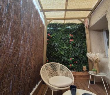 Chatonnay Apartment | Casanova's Home Love