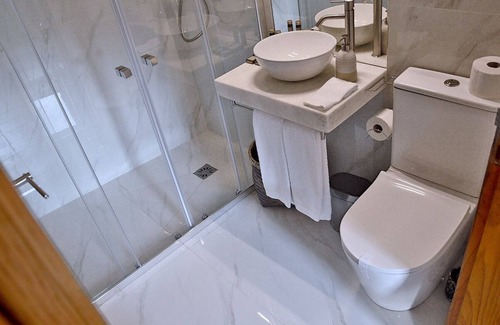 Baiao House | Casas de Pousadouro 1043