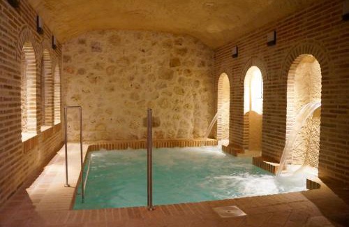 Hita House | Casas de Valois