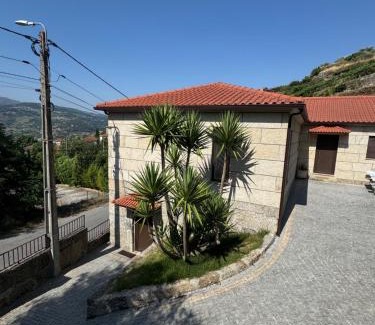 Anreade House | Casas do Monte