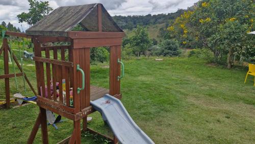 Santa Teresa House | Casas perto cervejaria 3 Santas