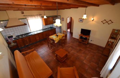 El Paso House | Casas Rurales Tola